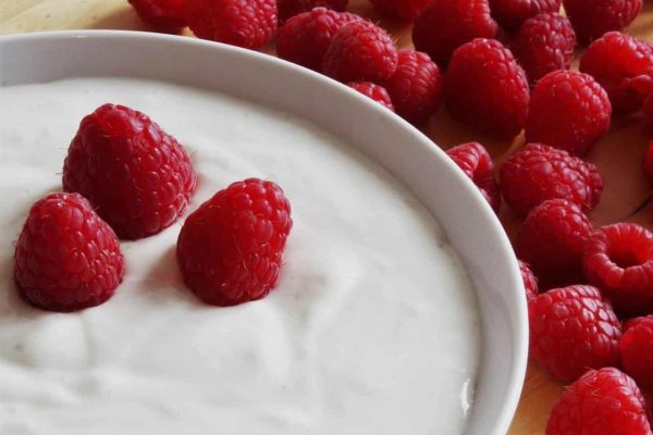 Raspberry and youghurt